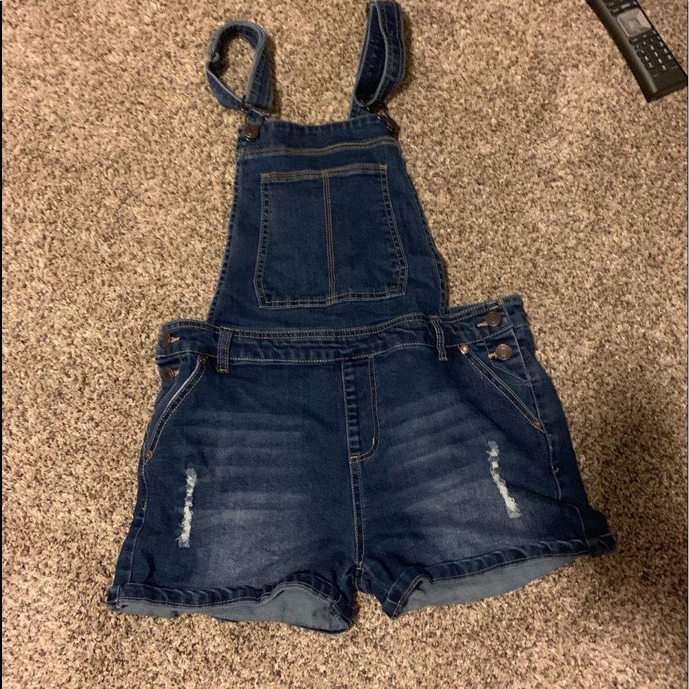 Jean short over all’s